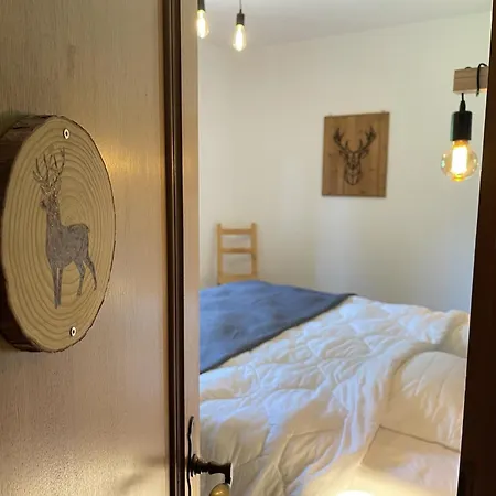 Semesterbostad Ardennes With Riverside Garden And Views